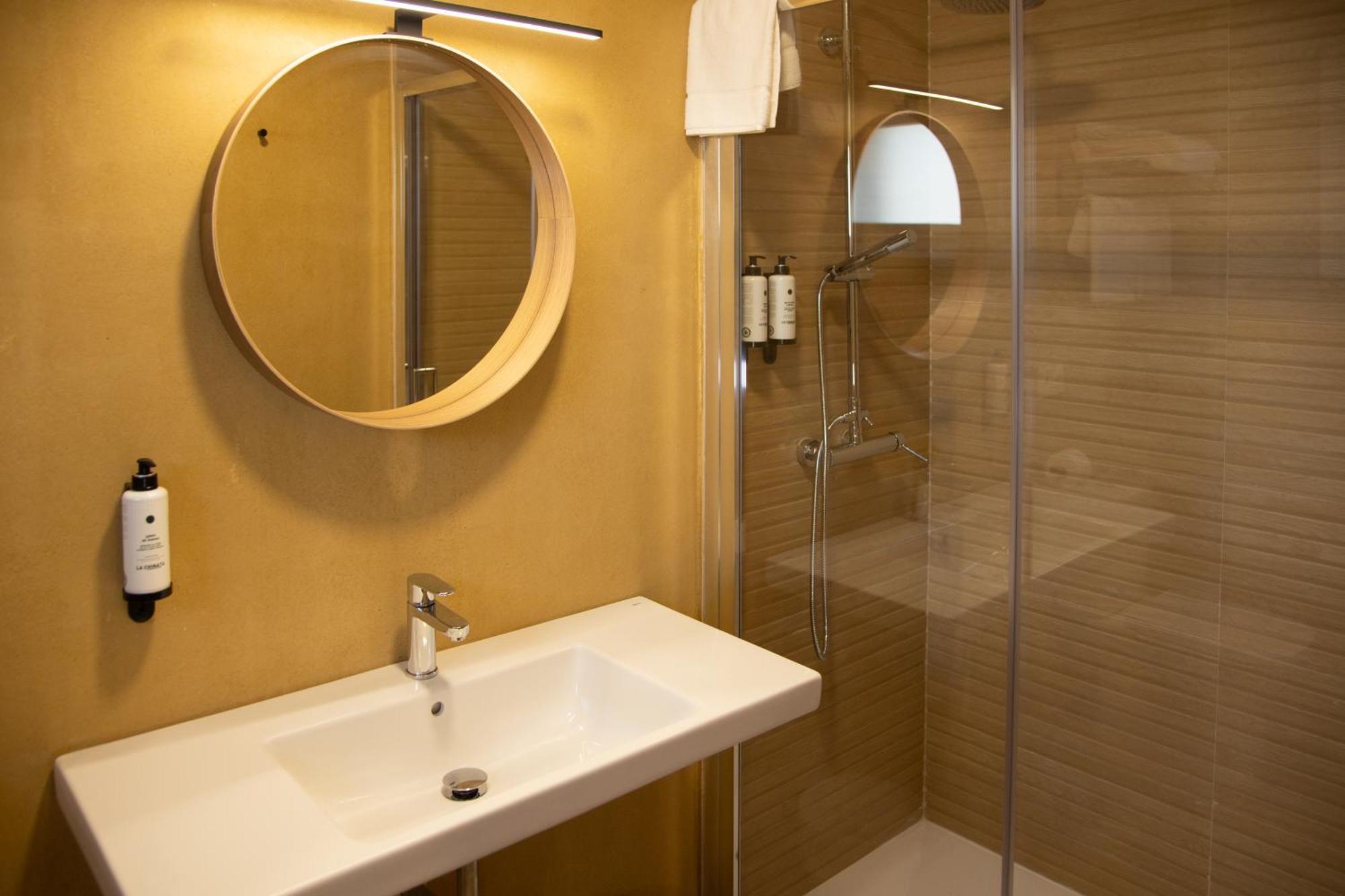 Hotel Los Alamos Boutique Plasencia Rom bilde